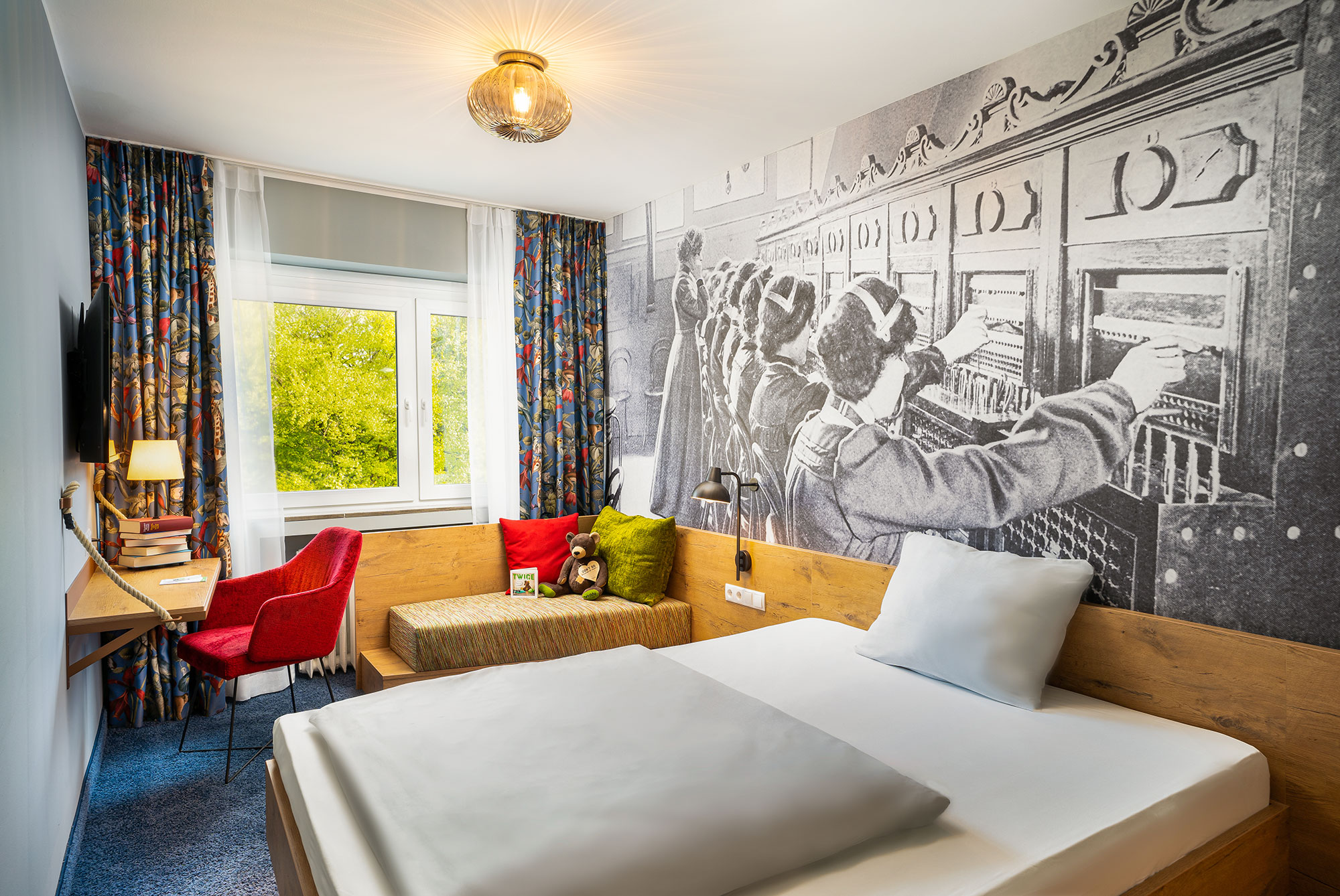 tinytwice-hotel-bonn-easy-i